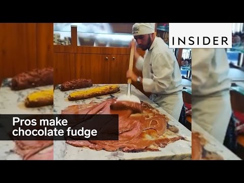 É assim que os profissionais do chocolate fazem fudge