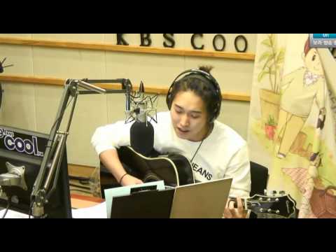 121120 KTR Sungmin sing a little