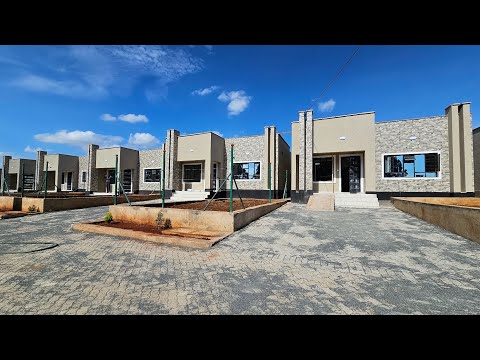 STUNNING 3 BEDROOM BUNGALOWS - JUJA