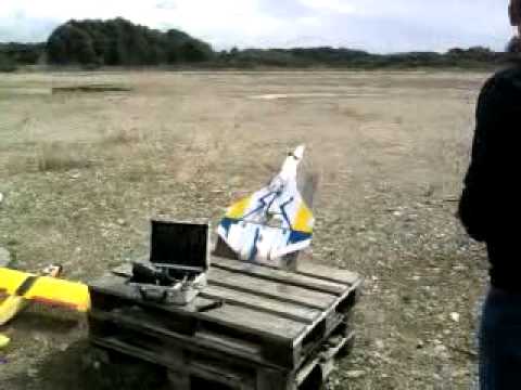 Décollage avec rampe suhkoi 37 depron