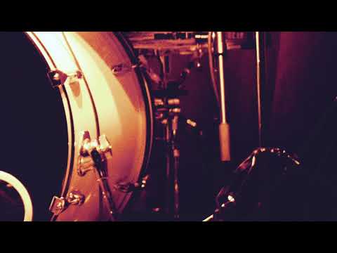 Solo Drum Track - Snappy Groove 115 BPM