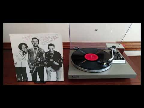 Stan Getz Featuring Joao Gilberto–The Best Of Two Worlds (1976) Mix.