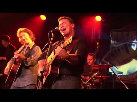 Not alone anymore - The Wilburies