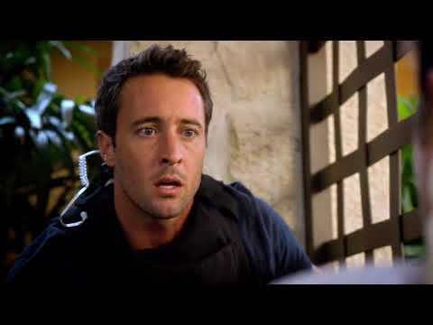 Hawaii Five-0 1x23 - danny is hurt