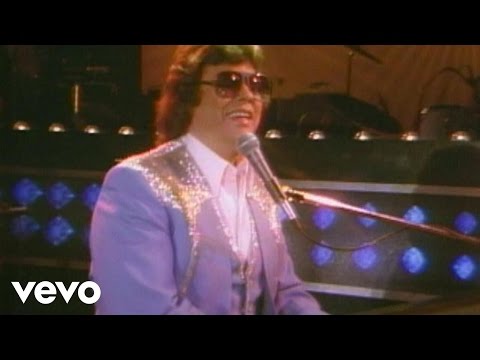 Ronnie Milsap - (There's) No Gettin' Over Me