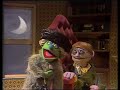 Sesame Street Alphabet Chat L TAKE ONE