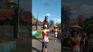 Download lagu Kuda Jack Ot dari Seren #kudajingkrakpurworejo #purworejo #viralvideo #kudajingkrak #atraksi #kuda mp3