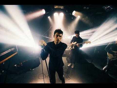 Falling - City Calm Down