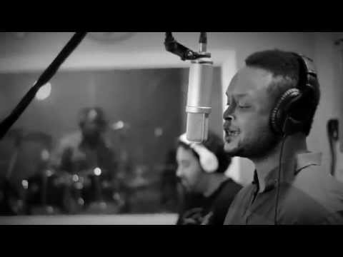 Robert Glasper "Worries" Alma Pura ft. Tracy Champion