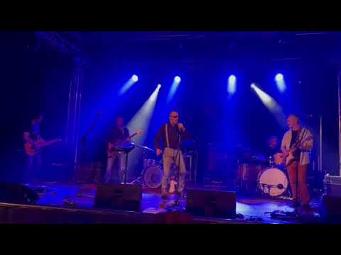 Hot Wassermann - HOT WASSERMANN supports NARVAN v ostravském klubu Barrák