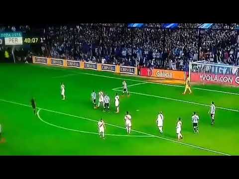 Lionel Messi ridiculous shot from the Box to Throw-in