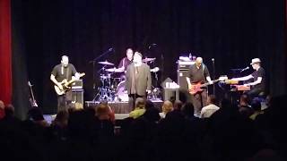 LIFE IS SO BEAUTIFUL (The Smithereens)