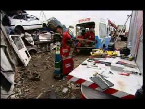 Scrapheap Challenge the Scrappy Races - Season 2 Episode 2 - Giant Archery