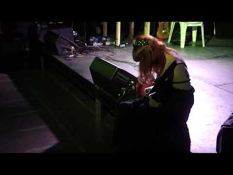 Tusk North - Helena Celle