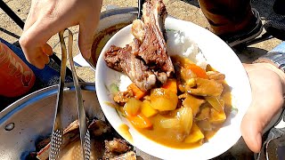 遊牧民にカレーライスを食べてみてもらった｜カシミア原毛｜ヤギのピアス｜ヤギの爪切り｜レトロな秤