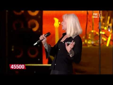 Concerto per l'Emilia - Raffaella Carrà: Rumore ....