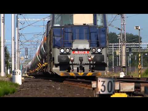 741 513 + 741 511 se míjí s EP09-043 na EN 405 Vltava