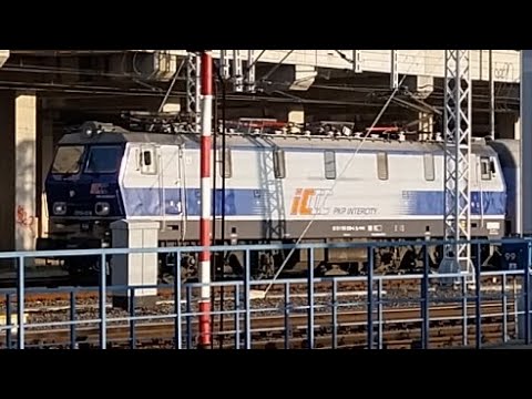 wjazd pociągu IC STRZELECKI z EP09-038 na stację Poznań Główny