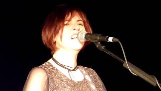 Eleanor McEvoy - Only a Woman's Heart (Live in Glems Germany 13.10.2017)
