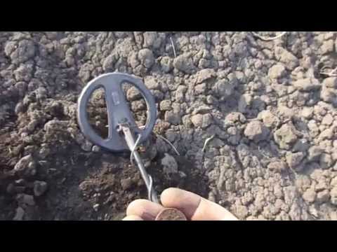 Кладоискатель Курск. Коп с теркой 705 - 5 копеек елизаветы. Серебро на огороде