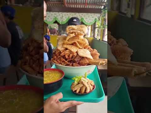 PANALONG Combo Giant Lomi ng Corcolon sa San Jose, Batangas! #FirstBiteThankYouLord #BatangasLomi