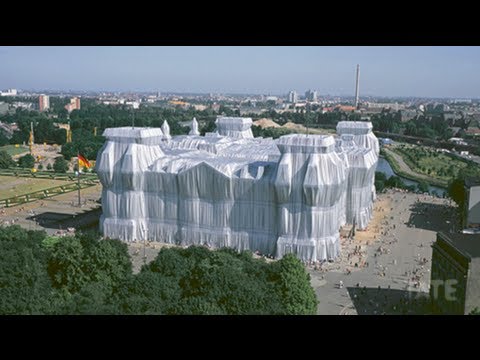 Christo | TateShots