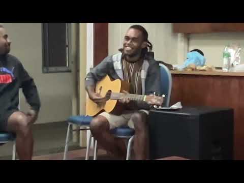 Lomaleqataka - Waikatakata ft Voqa kei Valenisau live sigidrigi