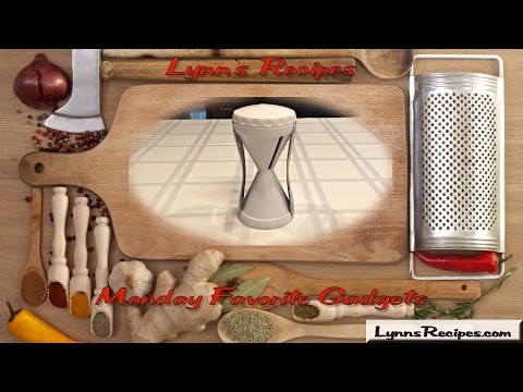 Monday Favorite Gadget - Veggetti Spiral Vegetable Slicer - Lynn's Recipes