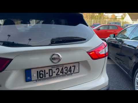 Nissan Qashqai 1.2 AUTO 5DR - LOW KMS & PANROOF - Image 2