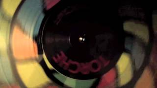 Torche-Kiss me Dudely