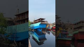 Download lagu penurunan kapal kayu ...di galangan agus surya pekalongan mp3