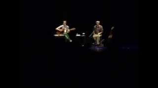 A Base do Supremo/How Beautiful Could a Being Be - Caetano e Moreno Veloso - Teatro Rex 2012