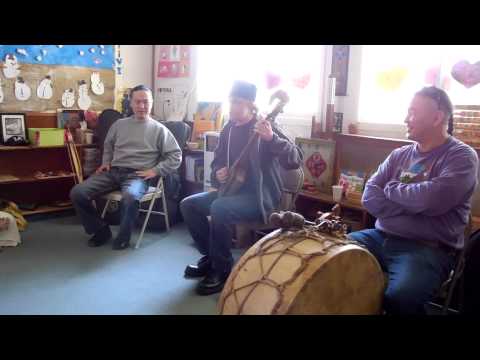 Robert McLaughlin throat sings with The Alash Ensemble - Tuvan Throat Singing