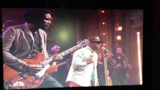 The-Dream ft Gary Clark Jr at &quot;Late Night&quot; w Jimmy Fallon