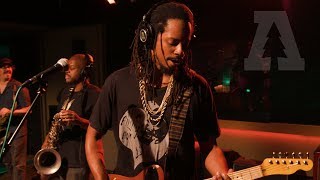 Black Joe Lewis &amp; The Honeybears - Do Yourself In | Audiotree Live