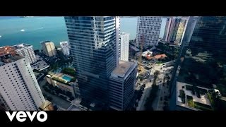 Video Aún Me Perteneces de Grupo 24 Horas