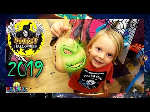 Exploring Spirit Halloween Store Inside Old Spooky Abandoned Toys R Us (2019)