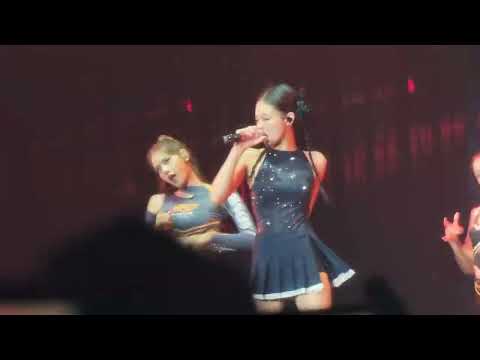 BLACKPINK-SHUT DOWN DAY 1 SINGAPORE 130523