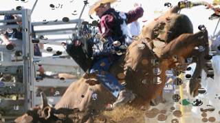 8 SECOND RIDE - CHRIS LEDOUX