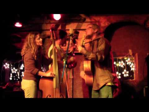 Buttermilk Boys ~  "White Boy"