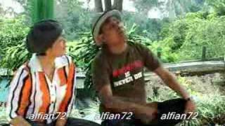 Download lagu Ya Mustafa - Ajo (Basiginyang) 4 - 3 mp3 Download lagu Ya Mustafa - Ajo (Basiginyang) 4 - 3 mp3