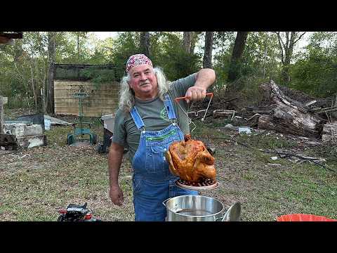 How to Deep Fry a Turkey with Bruce Mitchell | Best Thanksgiving Turkey