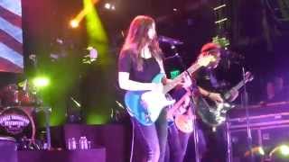 George Thorogood with special guest - daughter Rio Thorogood
