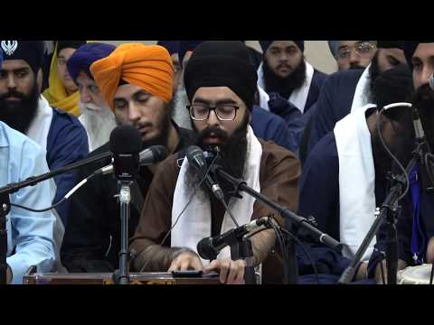 Bhai Sarabpreet Singh Jee Montreal - AKJ Toronto Smagaam 2017