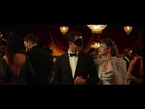 Fifty Shades Darker (Featurette 'The Masquerade')