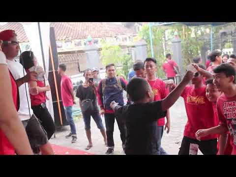 Meresahkan Production - Ayu Linda Feat Diana Minthi