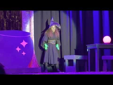 8yr old Wicked Witch in Wizard of Oz  -  “Red Shoes Blues”