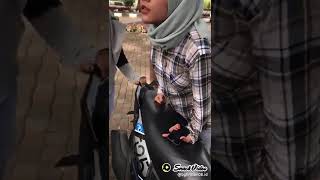 Download lagu Video Lucu Cewek Marah Dengan Cowok SnackVideo mp3