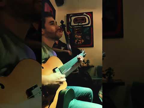 Here's That Rainy Day (1/3) #jazzguitar #jazzstandard #guitarsolo