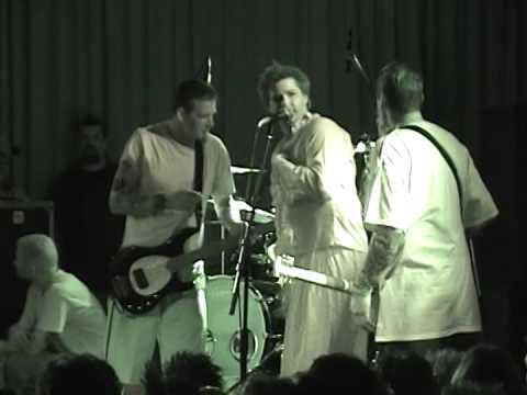 TSOL live at the Glasshouse 2001